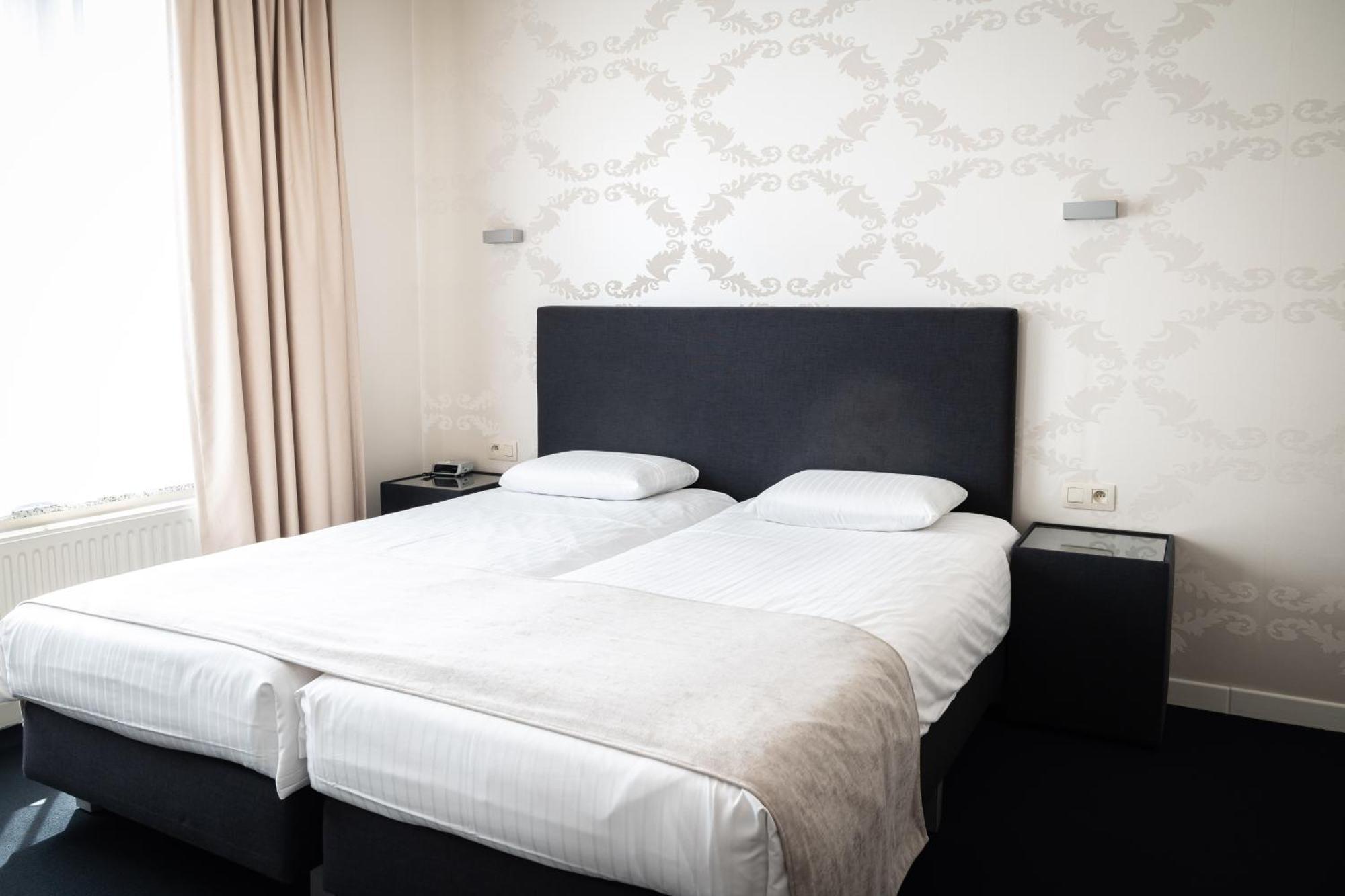 Hotel Essenza Puurs Екстериор снимка