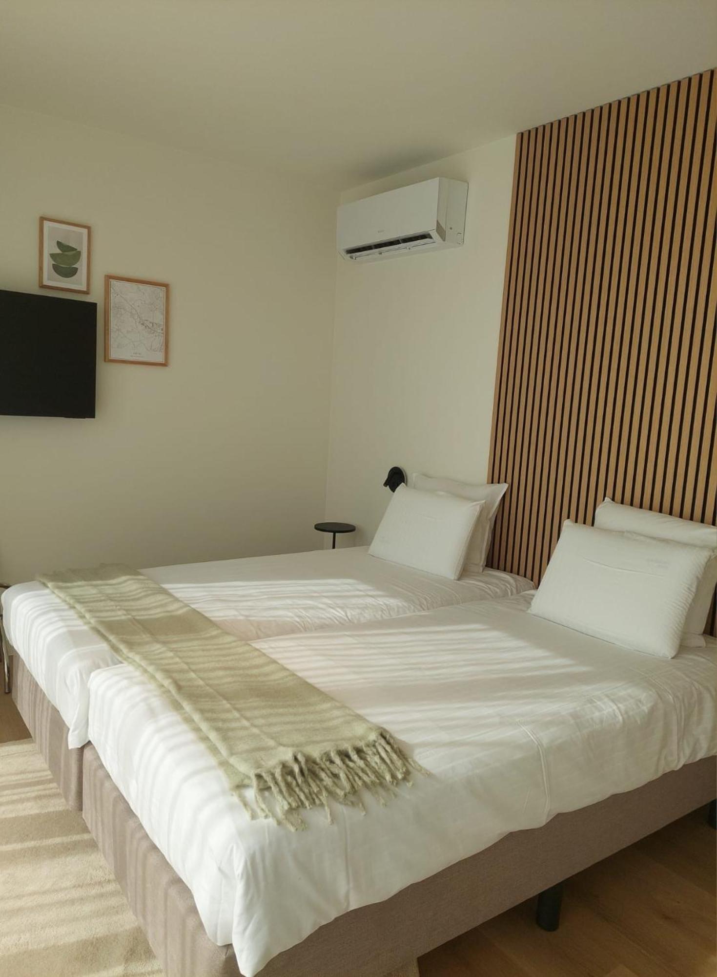 Hotel Essenza Puurs Екстериор снимка